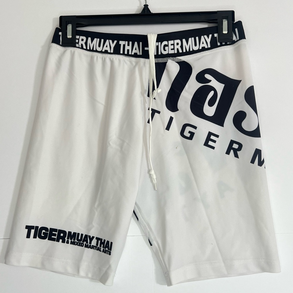 Tiger Muay Thai Men’s Training Compression Shorts Men’s Size medium